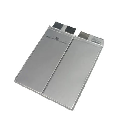 LiFePO4 Lithium Semi Solid State 14S 30Ah 3.7V LiPO Battery per ambienti ad alta temperatura e vibrazione