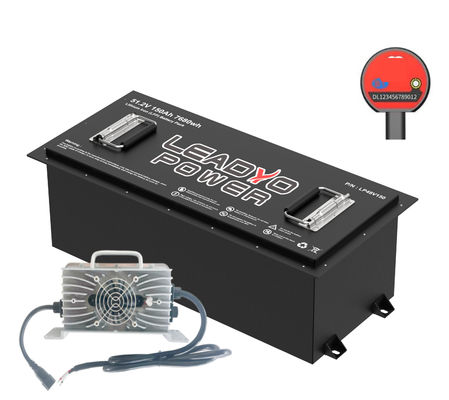 Carro da golf al litio 48V 51.2V 150Ah LiFePO4 LFP Batteria con caricabatterie