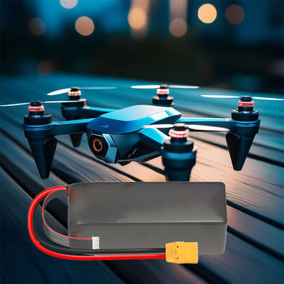 Buon prezzo LiPo 6S 22.2V 27Ah 10C Semi Solid State Cargo UAV Drone VTOL RC Batteria agli ioni di litio in linea